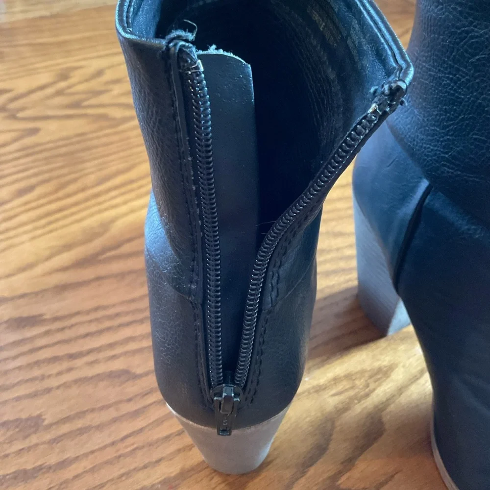 Kohl’s Chunky Heel Ankle Booties, Women’s Sz 8